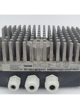 Contr?leur De Moteur LENZE INVERTER Série 8200 Type E82MV25
