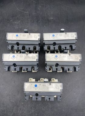 4x Merlin Gerin Compact NS TM160D 2P2D NS250 31422 Trip Unit