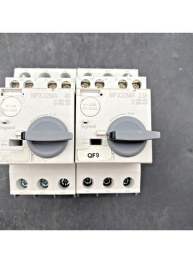 LOT OF 2 LEGRAND MPX32MA 4A CIRCUIT BREAKER