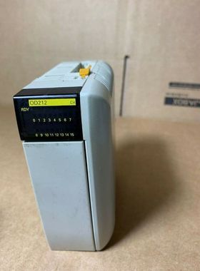 OMRON SYSMAC PLC CQM1-OD212