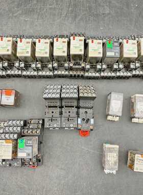 SET OF RELAY AND SOCKET RXM4AB2B7PVM PT570524 RXM4AB2B7 RXM4