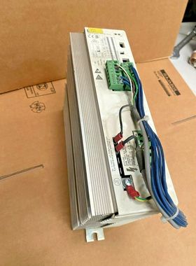 Lenze EVF8203-E EVF 8203E 33.8203-E 00384005 - Variateur de