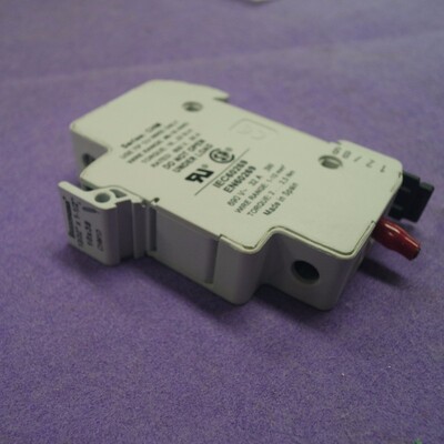 BUSSMAN CHM1D 保险丝夹,二手