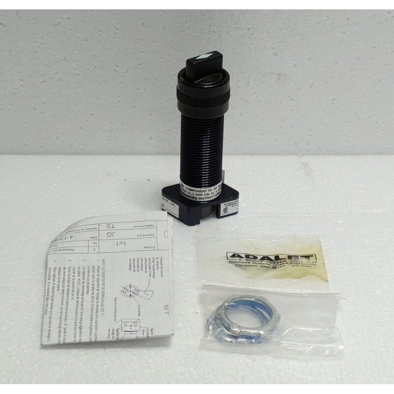 New Adalet 5237-7 XHS Hazardous Location Switch Type 4 Sligh