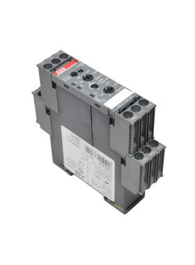 ABB temperature monitor 1SAR700013R0005, C511.03-24, PT100 2