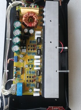 直流12V（电瓶）大功率立体声2X200W纯后级功放整机