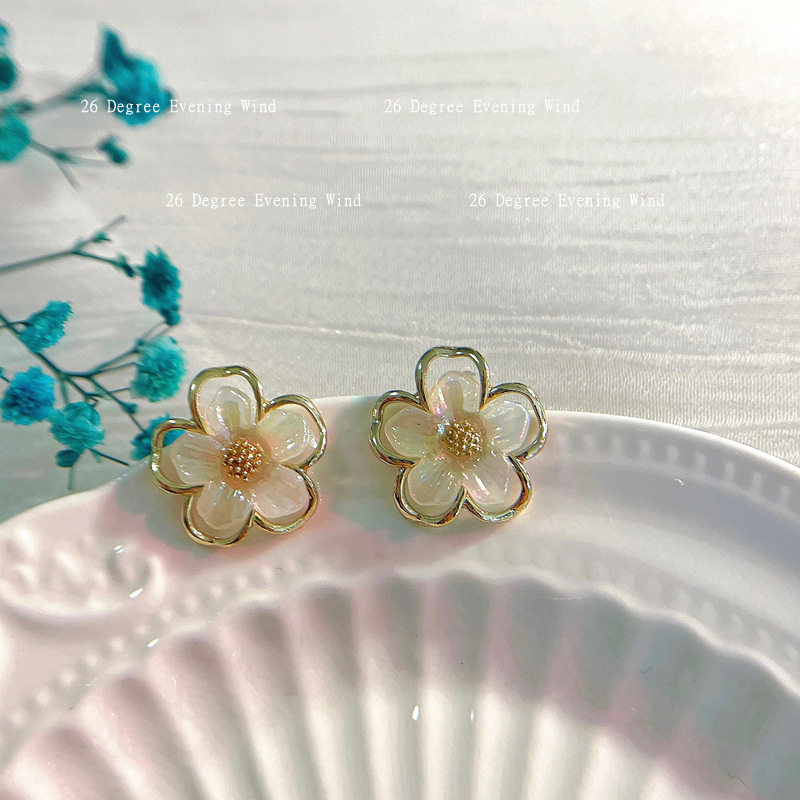 韩国气质S925银针复古简约珍珠耳钉女新款花朵简约小众设计感耳饰,饰品/流行首饰/时尚饰品新,耳环,淘宝优惠券,粉丝福利购,淘宝优惠卷