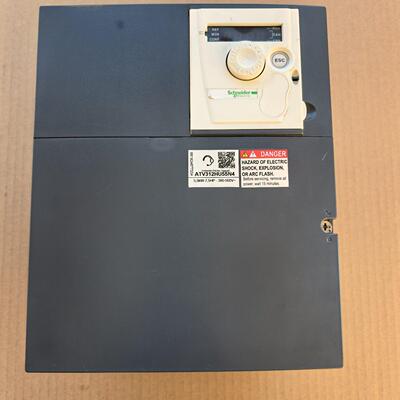 ATV312HU55N4 变频器 三相380V 5.5kW 工控调速设备议价维修