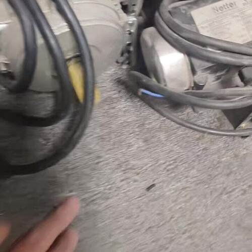 E82EV371_2C E82EV371K2C 伦茨变频器 0.37KW 230V议价维修