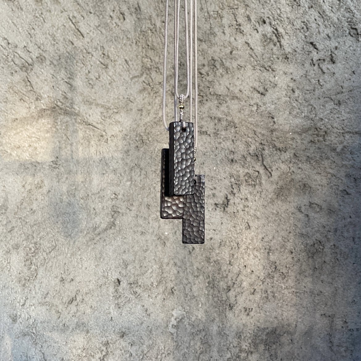 紫光檀平安无事牌 钥匙扣吊坠 手工雕刻陨石纹肌理挂饰 配件,饰品/流行首饰/时尚饰品新,小众木作,淘宝优惠券,粉丝福利购,淘宝优惠卷