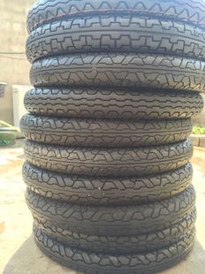 3.25 2.75 18真空 摩托车二手正新3.00 300 18轮胎