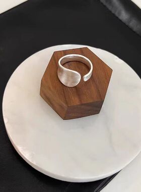s925纯银不规则宽面拉丝戒指女简约ins嘻哈港风开口设计指环银饰