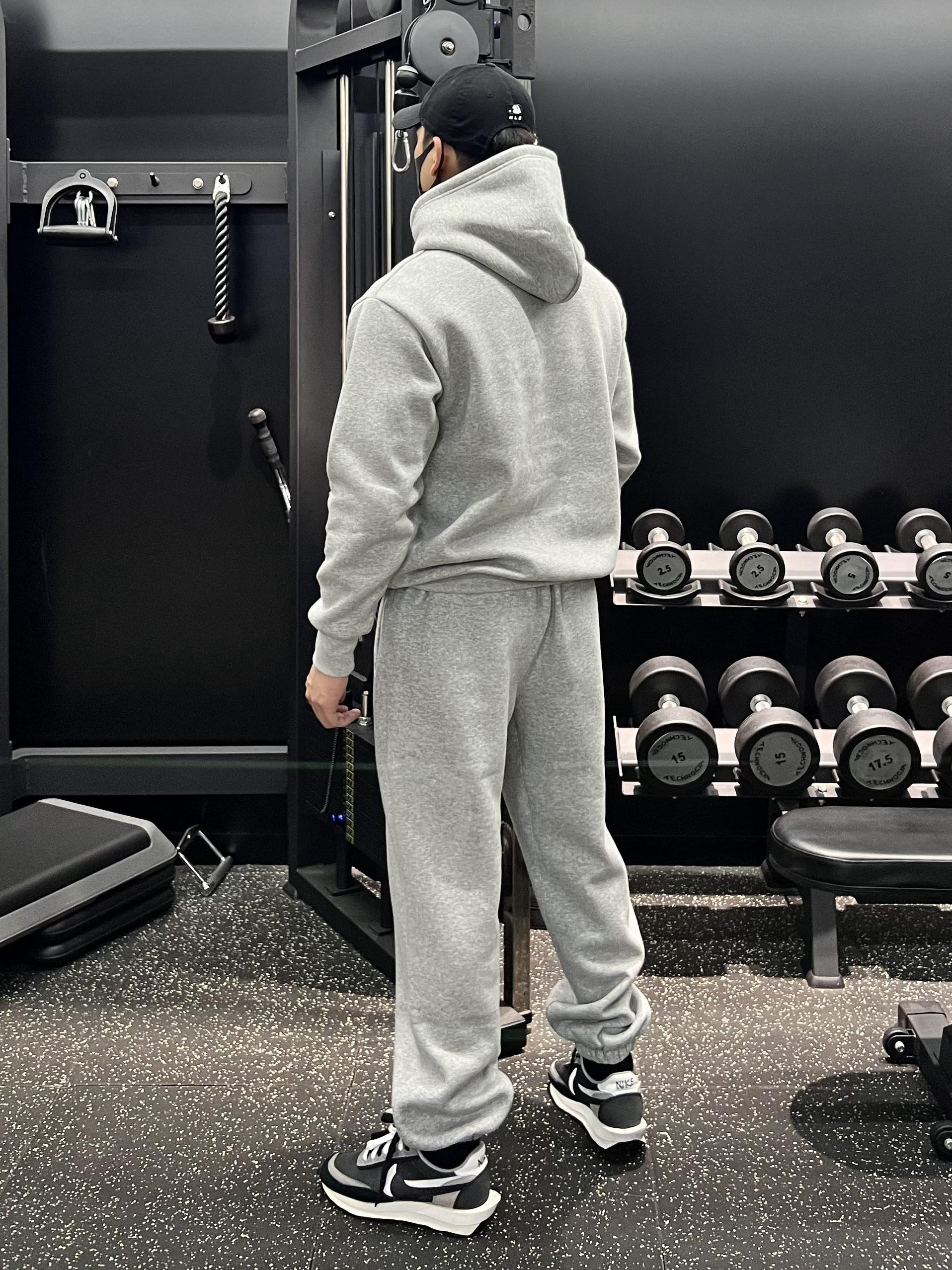 FLEECE HOODED SWEATSHIRT SWEATPANTS SET FOR MEN AND WOMEN AUTUMN AND WINTER HIGH FASHION TREND CASUAL COUPLE FITNESS SPORTSWEAR