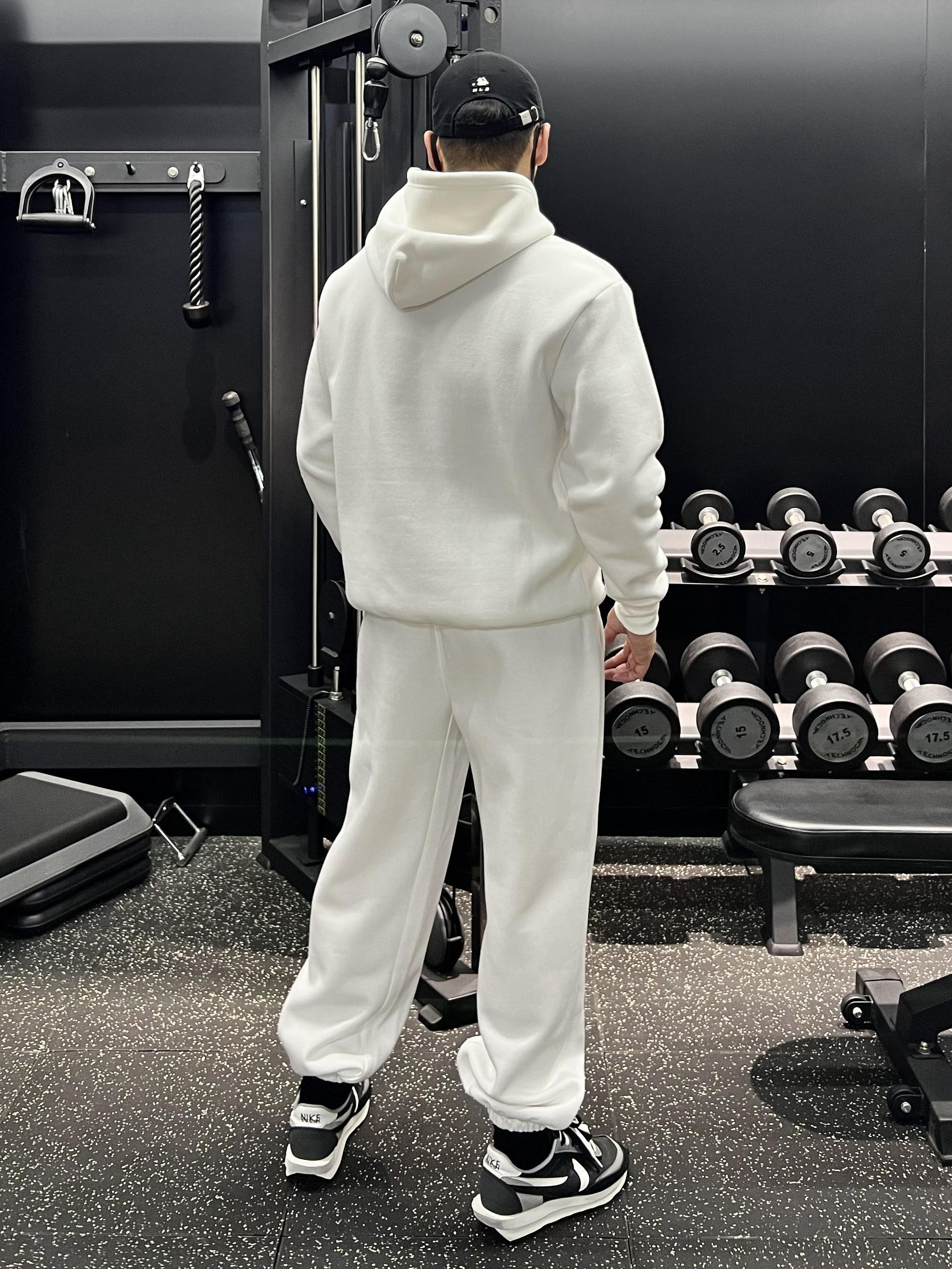 FLEECE HOODED SWEATSHIRT SWEATPANTS SET FOR MEN AND WOMEN AUTUMN AND WINTER HIGH FASHION TREND CASUAL COUPLE FITNESS SPORTSWEAR