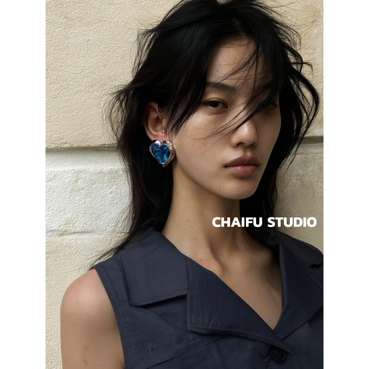 美式极简夸张彩色玻璃爱心耳钉