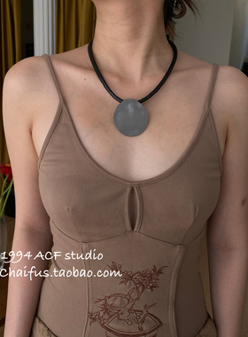 欧美冷淡风圆形吊坠皮革项链