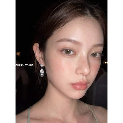 满钻扇形灰珍珠耳钉耳环精致小巧