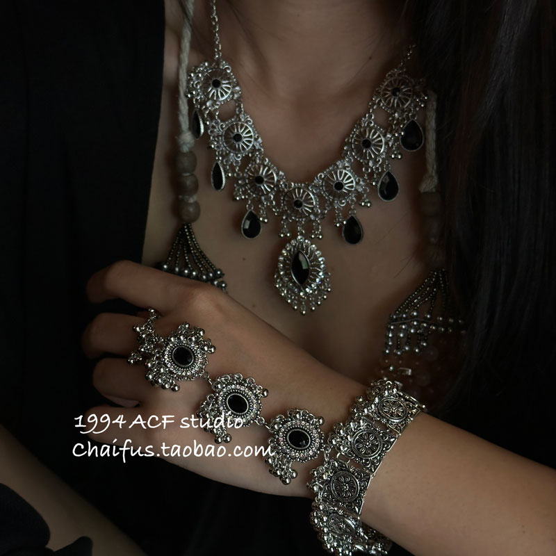 复古西域风做旧流苏一体式手链