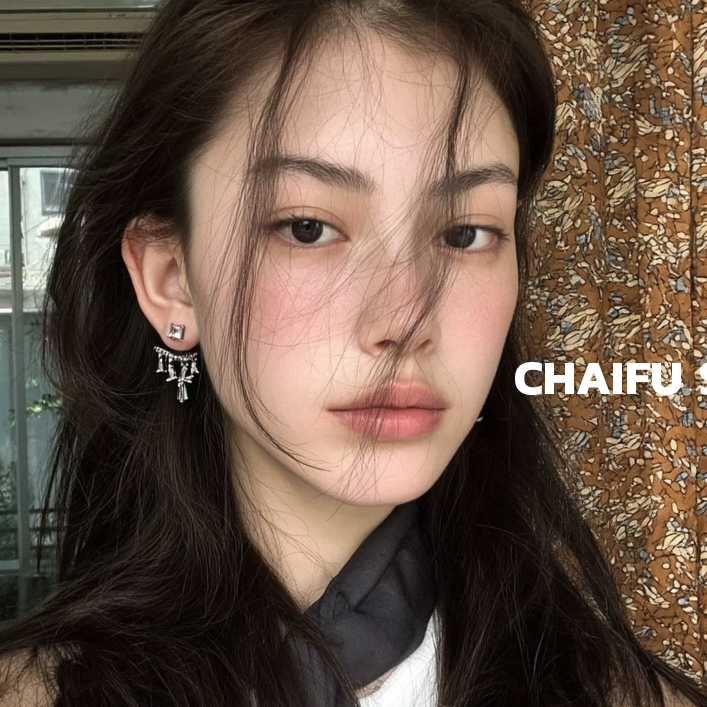 美式甜酷做旧金属十字架耳钉