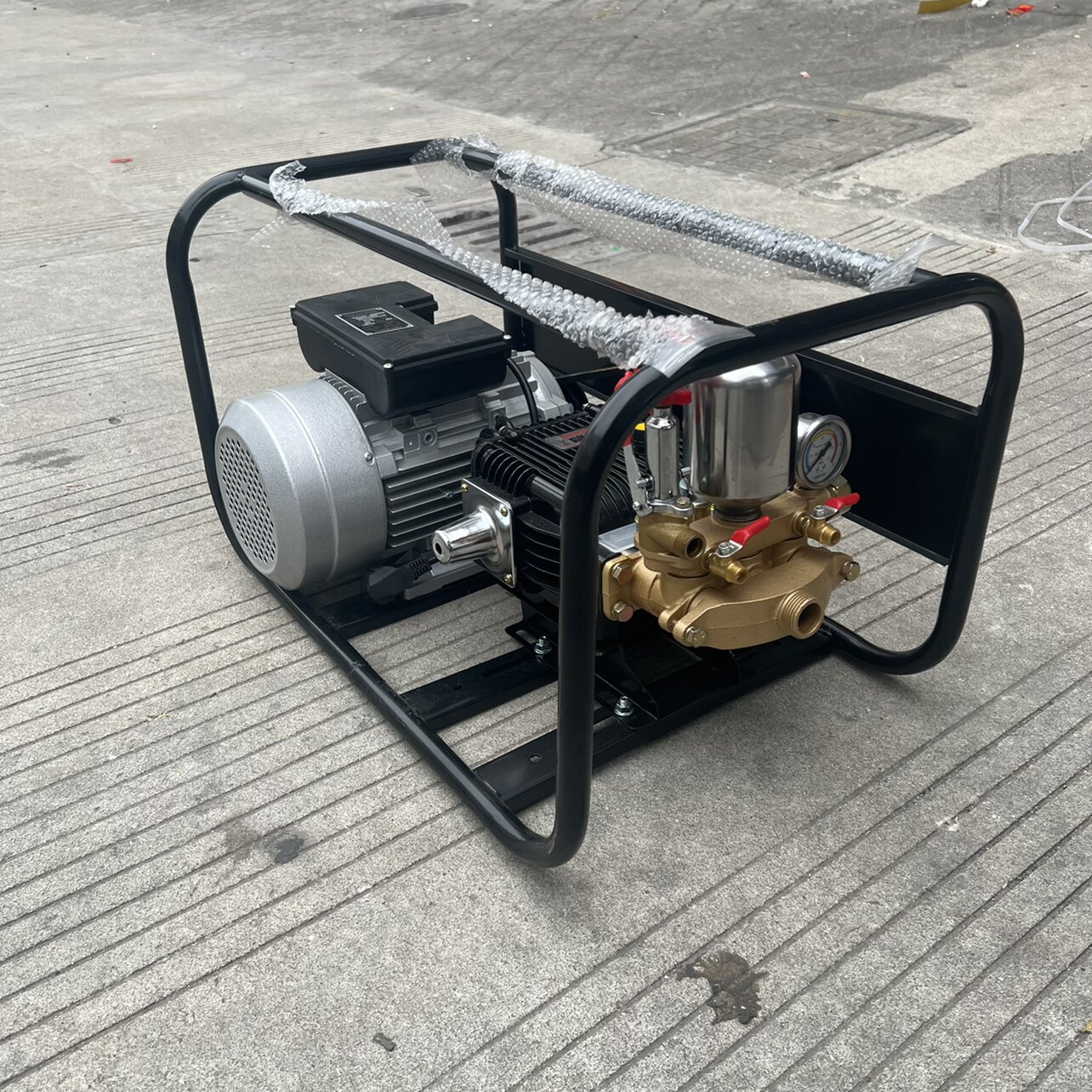 220v电动打药机高压农用喷药机皮带式大功率喷雾神器三缸柱塞水泵