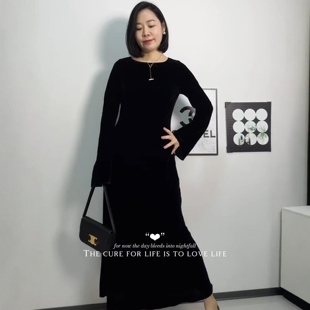 真丝绒女装连衣裙2026新款真丝混纺显瘦气质圆领中长款连衣裙