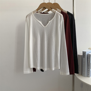 莱塞尔天丝小V领长袖T恤简约纯色打底衫春秋宽松显瘦气质内搭上衣