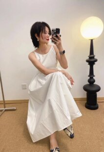 白夜森林 优雅露背白色连衣裙 不退不换