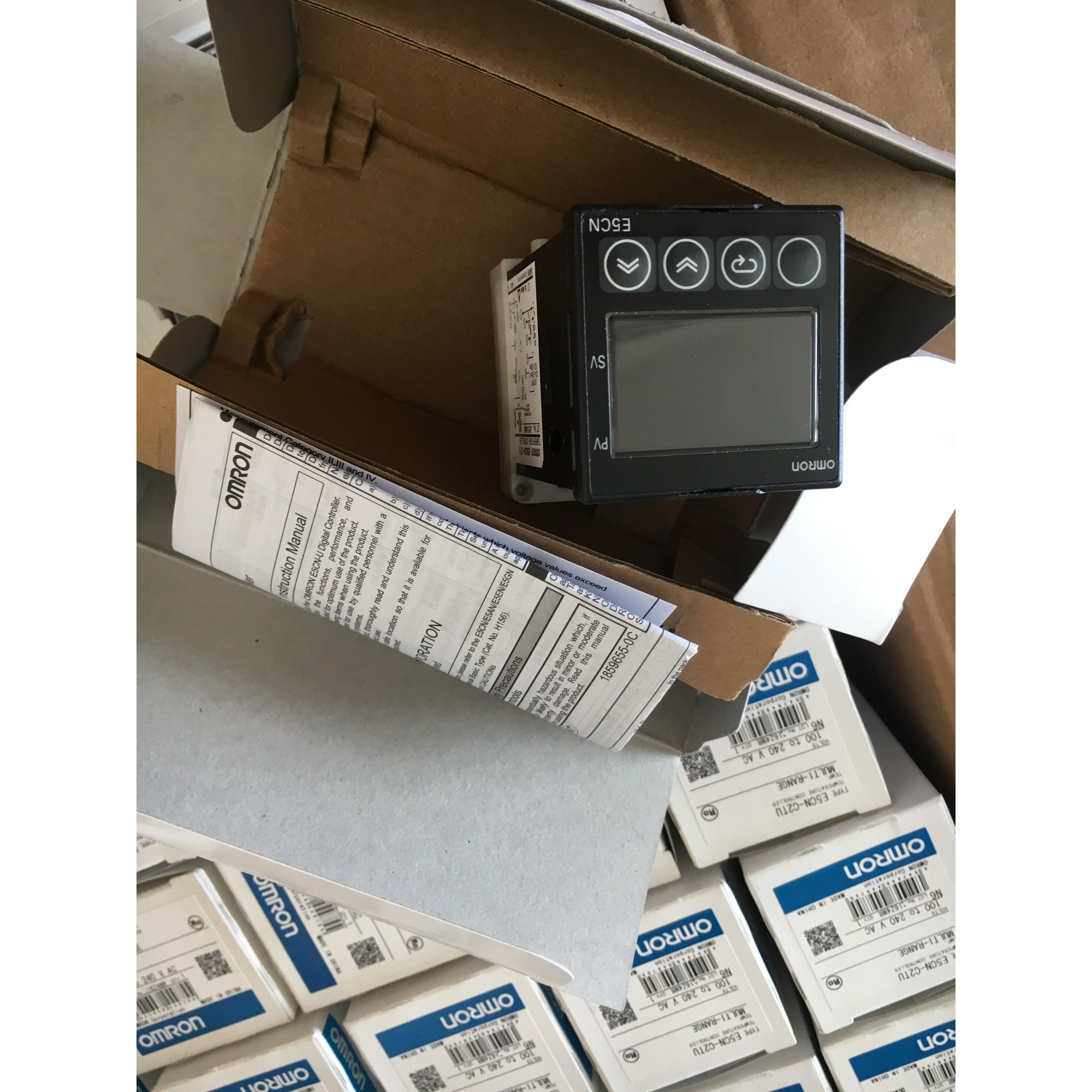 正品温控仪E5CN-RQ2HT/RQ2HHT/QQ2HT/QQ2HHT/CQ2HT/CQ2HHT/R2PBT