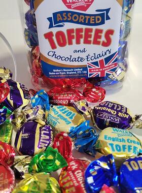 英国进口Walker's沃尔克斯太妃糖黑巧克力夹心什锦味喜糖软糖零食