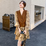 复古碎花连衣裙春秋女2025新款麂皮绒马甲超好看小个子，女装连衣裙，2C103