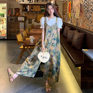 休闲T恤晕染印花背带裤套装女夏季超火巨好看ootd穿搭韩系两件套图片