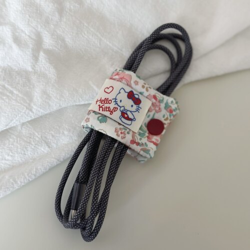 Rose island 自制 小众韩可爱美少女 Kitty 耳机数据线收纳带迷你