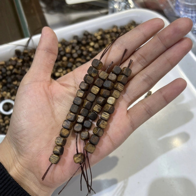 小红书爆款奇楠沉香方糖6mm散珠