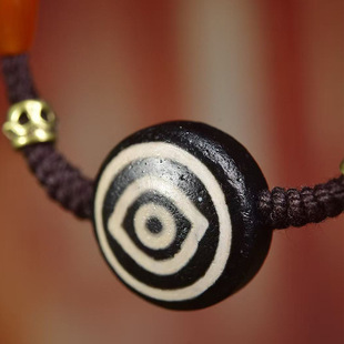 天然玛瑙两眼羊板眼天珠配珠手串水滴老玛瑙铜阿呆配饰编织手绳