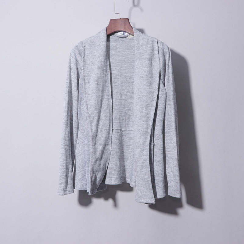 灰色外披肩春秋配裙子小坎肩