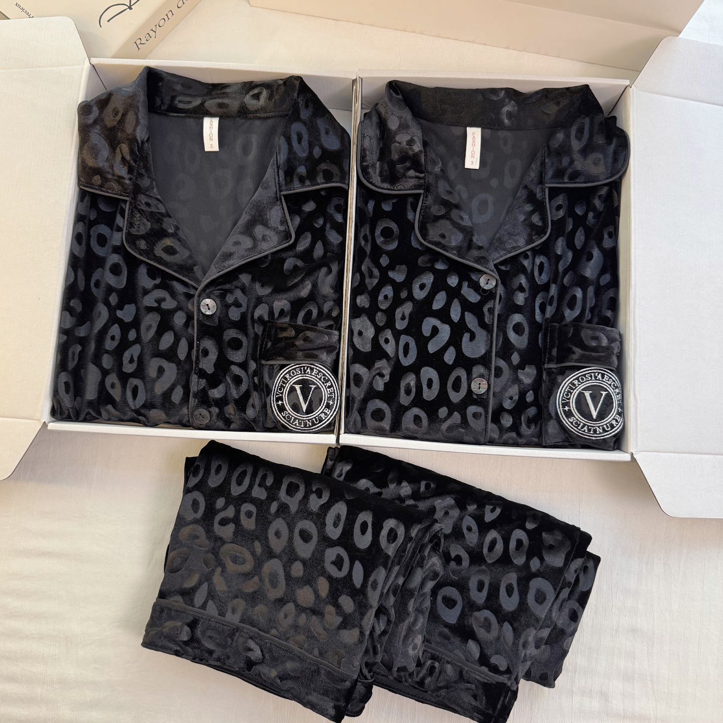 维多利亚金丝绒情侣睡衣装一男一女秋冬季2025新款金钻绒家居服