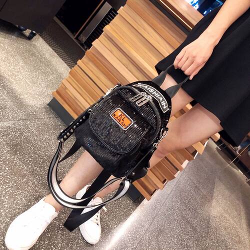 亮片双肩包女2021新款百搭洋气