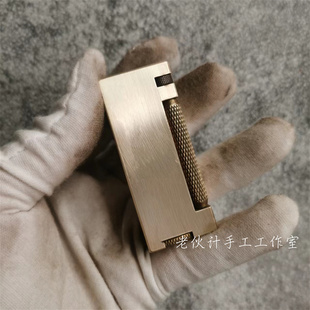 老伙计原创设计手工打火机纯黄铜戳轮侧滑复古董私人订制生日礼物