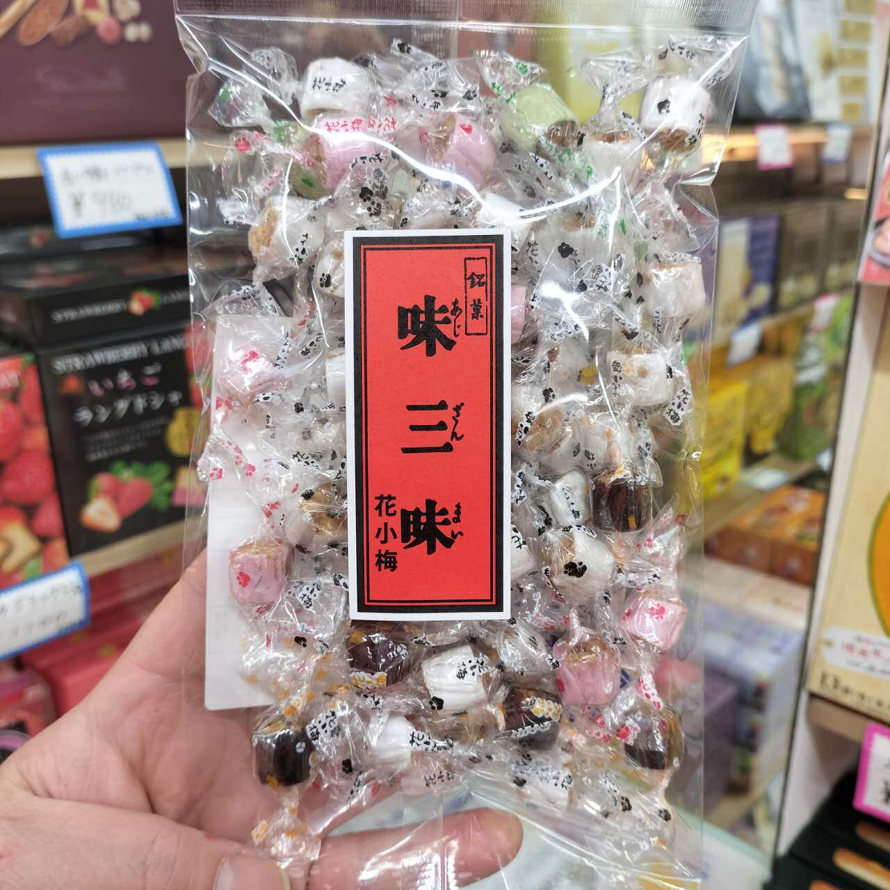 日本代购饼干水果糖酥糖夹心糖味三味花小梅糖巧克力儿童零食进口