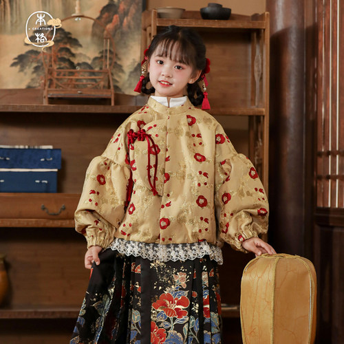 本格出品厚冬女提花马面裙套装