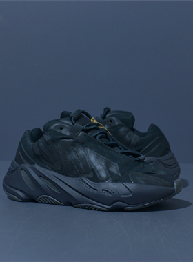 Adidas Yeezy Boost 700 MNVN 椰子黑武士 女子复古老爹鞋 FV4440