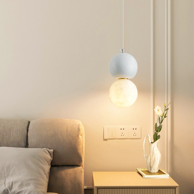床头吊灯新款创意现代简约卧室小吊灯奶油风高级感魔豆吊线灯具c3
