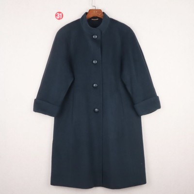 墨绿色立领插肩袖山羊绒大衣女