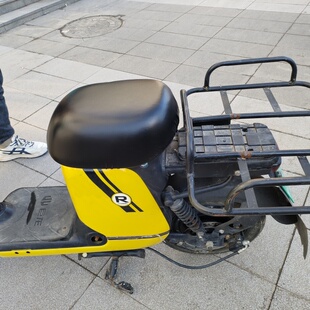超大电动车皮革坐垫套加大电动车座套通用款 通用电瓶车座椅套 四季