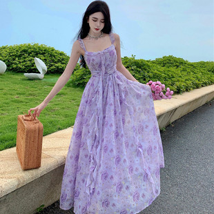 海邊度假風紫色碎花吊帶連衣裙子女2025夏季 獨特露背沙灘長裙 新款