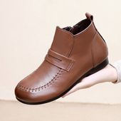 软皮软底真皮短靴大码 女鞋 舒适妈妈鞋 秋冬季 二棉鞋 女加绒平底靴子