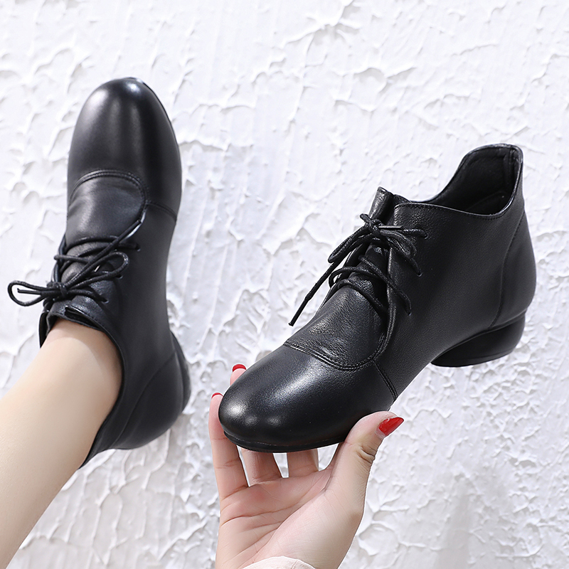 新款粗跟软底百搭风及裸靴女鞋