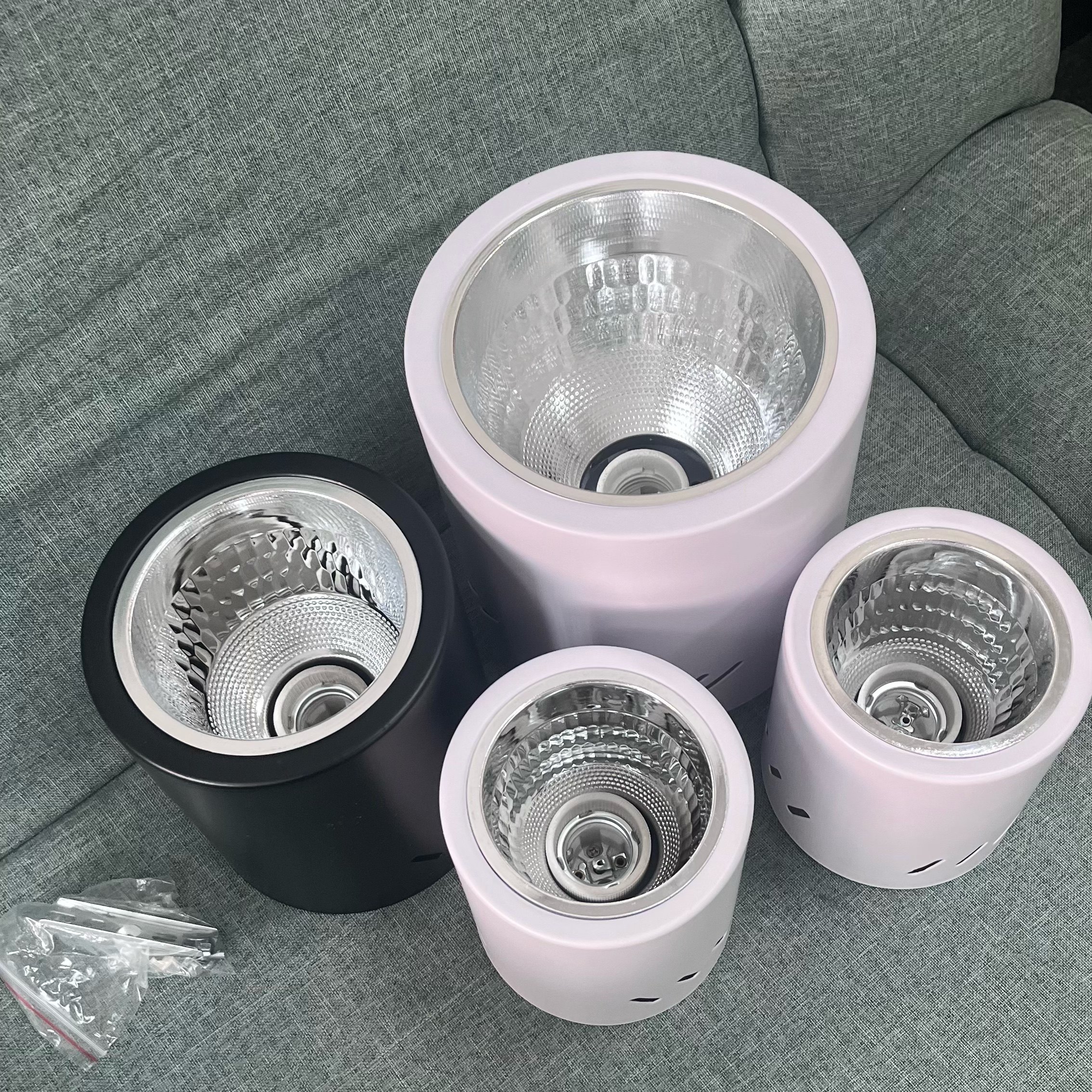 老款明装筒灯e27螺旋口外壳灯罩射灯老式免开孔吸顶桶灯可换灯泡