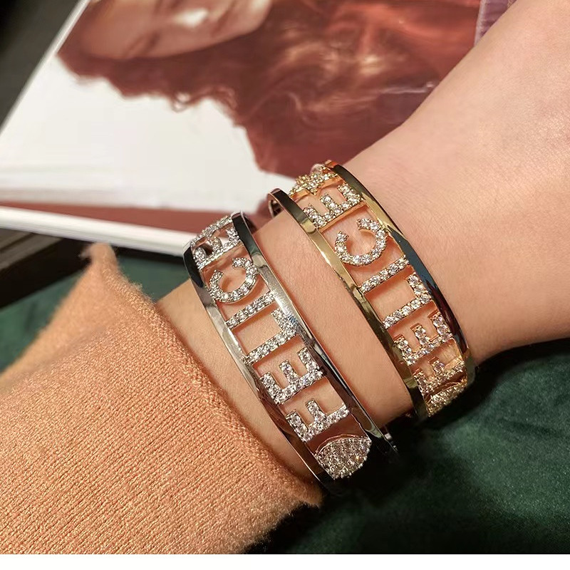NICHE EUROPE AND THE UNITED STATES SIMPLE HOLLOW WIDE LETTER OPEN BRACELET NET RED BRACELET FIVE-POINTED STAR LOVE PATTERN INLAID ZIRCON