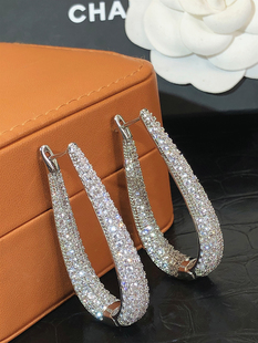 高级感素圈满钻超闪大耳圈女2026新款欧美风简约耳环ins气质耳饰